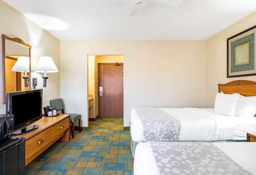 Habitación Deluxe, La Quinta Inn & Suites By Wyndham El Paso East