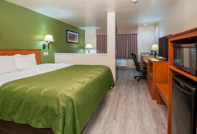 اتاق استاندارد با تخت بزرگ, Quality Inn Alpine