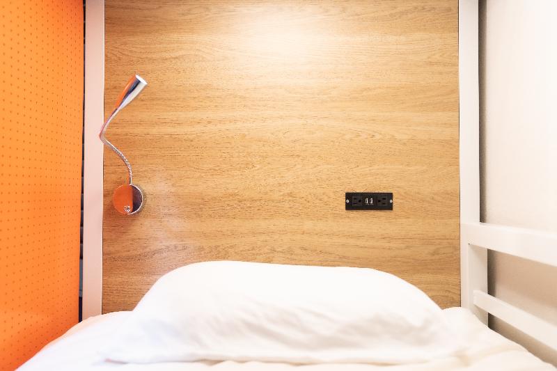 سوئیت با تخت بزرگ, Red Roof Inn & Suites Rome