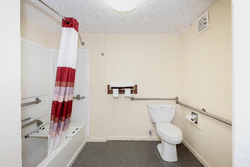 اتاق لوکس, Red Roof Inn & Suites Rome