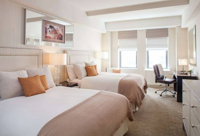 Deluxe Studio, The Benjamin Royal Sonesta New York​