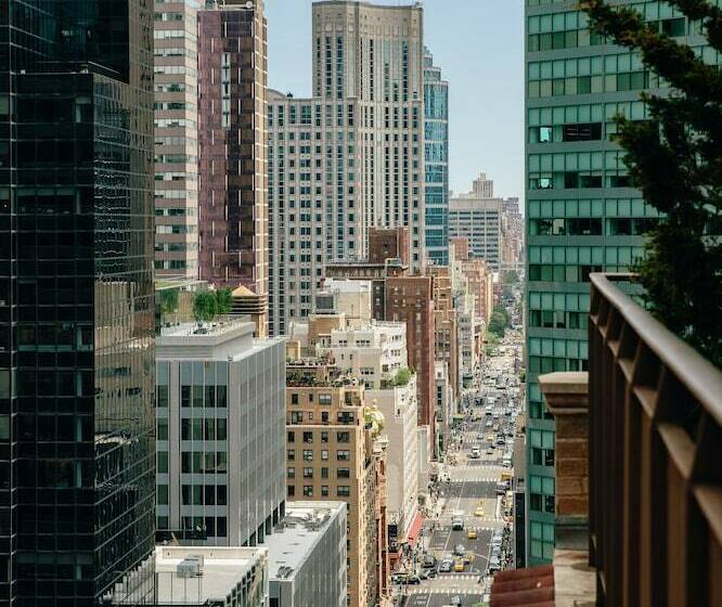 سوئیت برای معلولان, The Benjamin Royal Sonesta New York