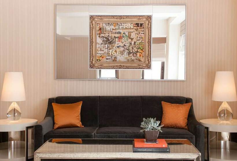 سوئیت برای معلولان, The Benjamin Royal Sonesta New York