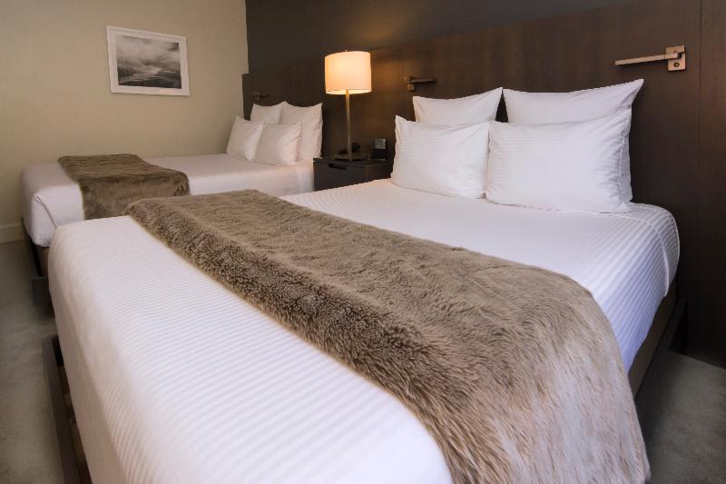 اتاق استاندارد با تخت دو نفره بزرگ, The Benson Portland, Curio Collection By Hilton