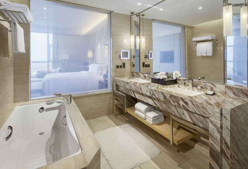 اتاق استاندارد با تخت بزرگ, The Benson Portland, Curio Collection By Hilton