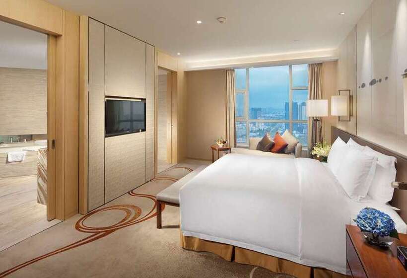 اتاق استاندارد با تخت بزرگ, The Benson Portland, Curio Collection By Hilton
