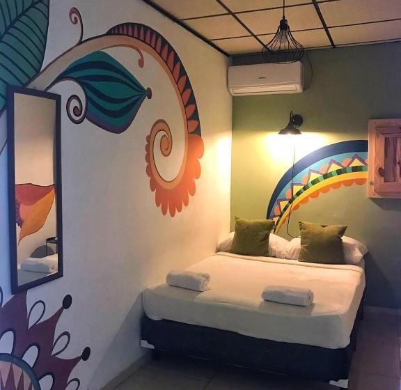 اتاق استاندارد, Hostel Travelers Santiago