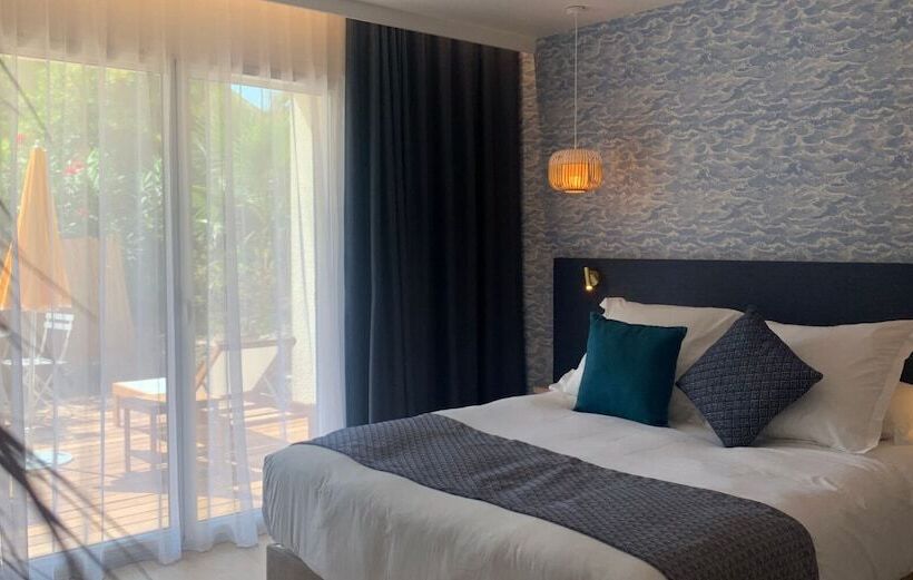 Номер Deluxe, La Piscine