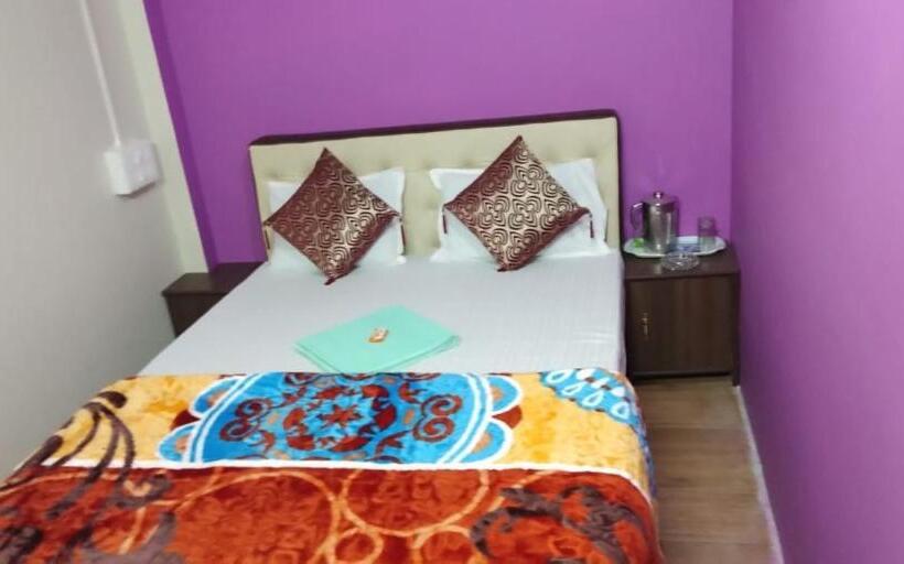 اتاق لوکس, Honix Residency