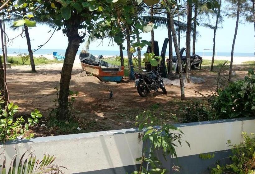 اتاق لوکس با چشم‌انداز دریا, Kadalamma Beach Homestay