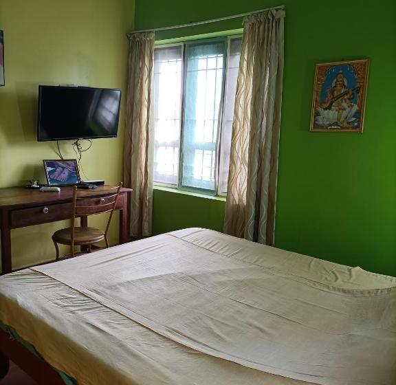 اتاق لوکس, Kadalamma Beach Homestay
