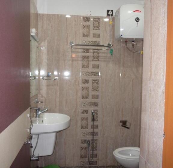 اتاق اکونومی, New Infinite Homestay