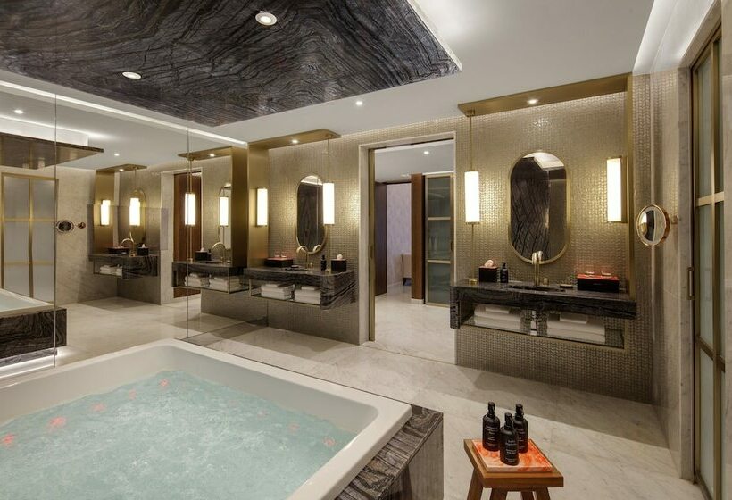 سوئیت سلطنتی 2 خوابه, Andaz Dubai The Palm