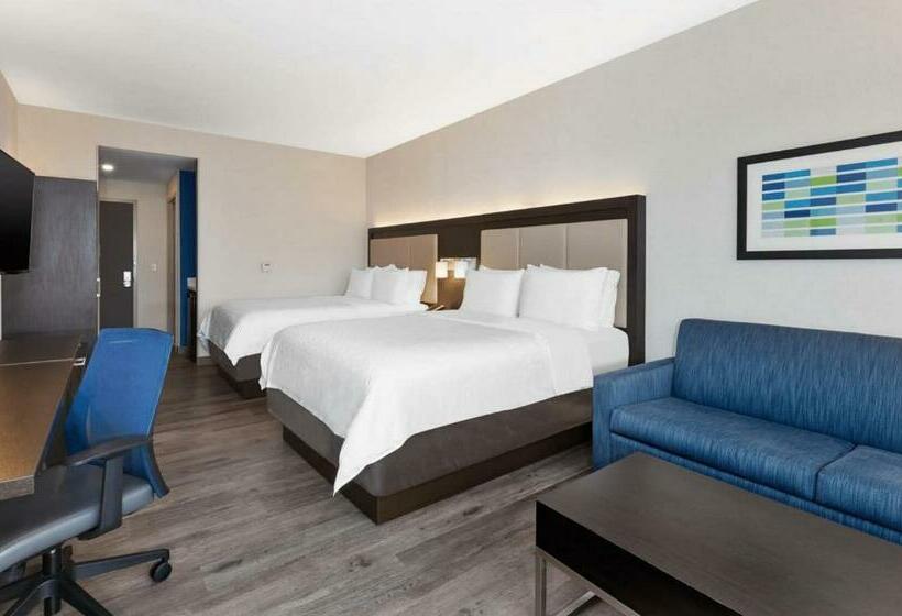 سوئیت با چشم‌انداز, Holiday Inn Express & Suites Jersey City   Holland Tunnel, An Ihg