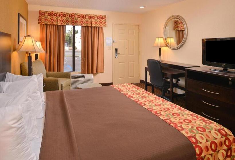 Habitación Estándar Cama King Adaptada para personas con movilidad reducida, Americas Best Value Inn Tupelo Barnes Crossing