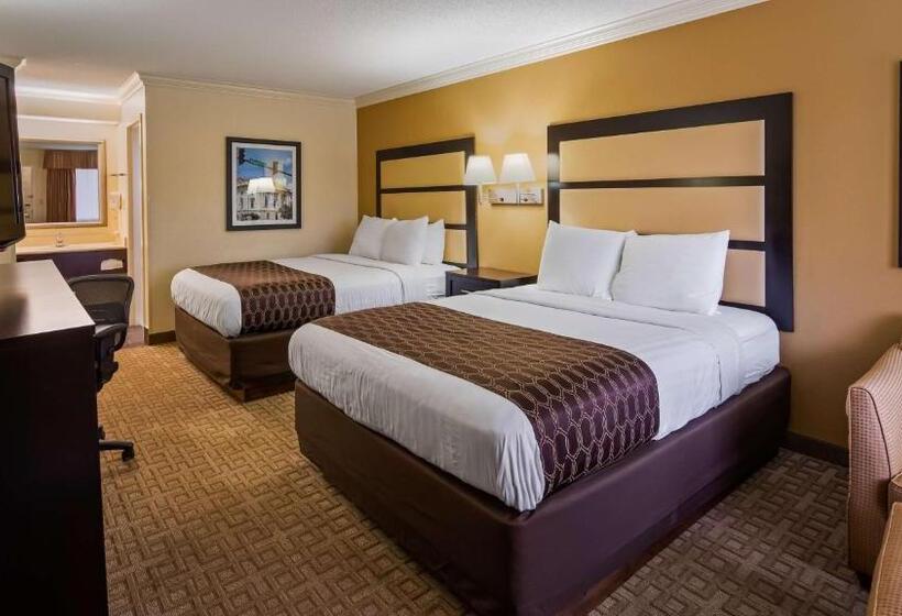 Standard Room Adapted for people with reduced mobility, Best Western Inn And Suites