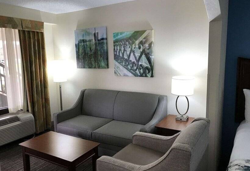 스위트, Best Western Inn And Suites Monroe