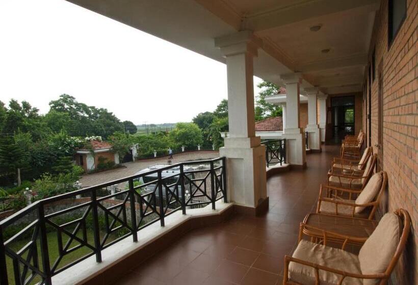 اتاق لوکس, Buddha Maya Garden By Kgh Group