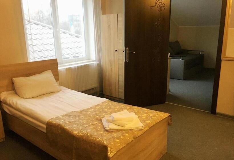 اتاق خانوادگی, Guest House Sotni