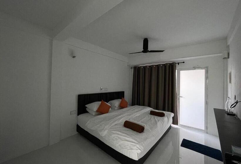 اتاق لوکس, Thoddoo White Sand Inn