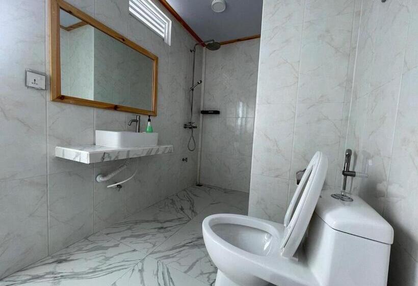 اتاق لوکس, Thoddoo White Sand Inn