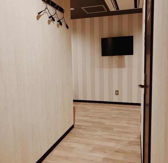 اتاق استاندارد, Capsule Inn Shizuoka