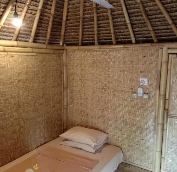 اتاق اکونومی, Gili Kampoeng