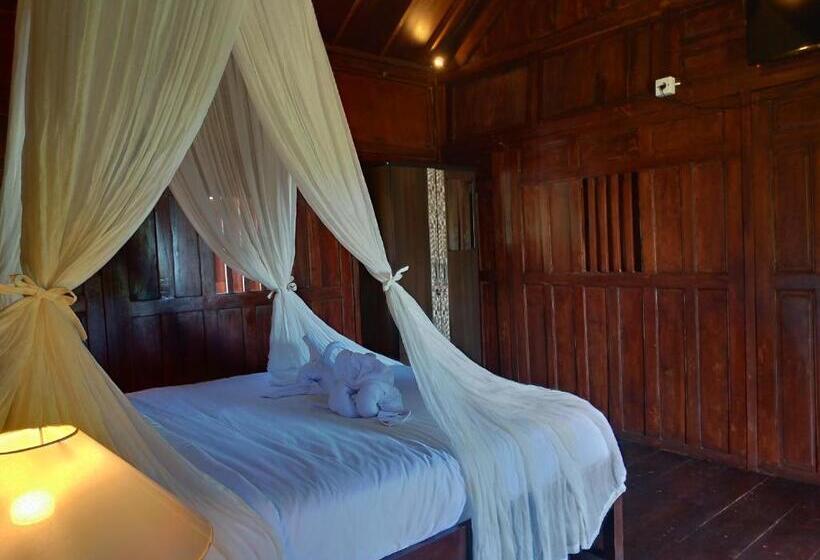 بانگلوی سوپریور, The Pande Hill Homestay