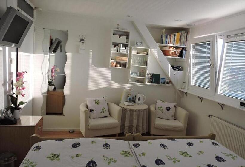 اتاق لوکس, B&b  Four Seasons