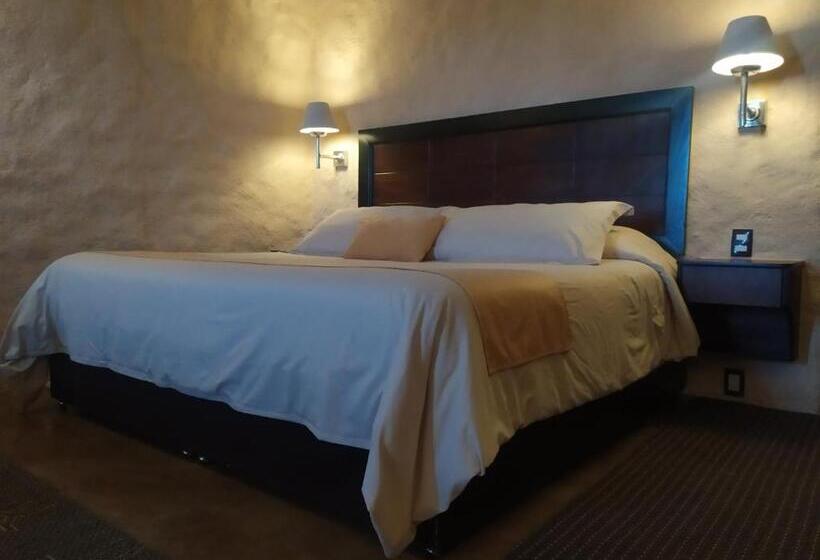 اتاق استاندارد با تخت بزرگ, Altavista