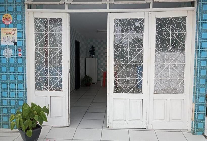 اتاق لوکس سه تخته, Aconchego Em Garanhuns