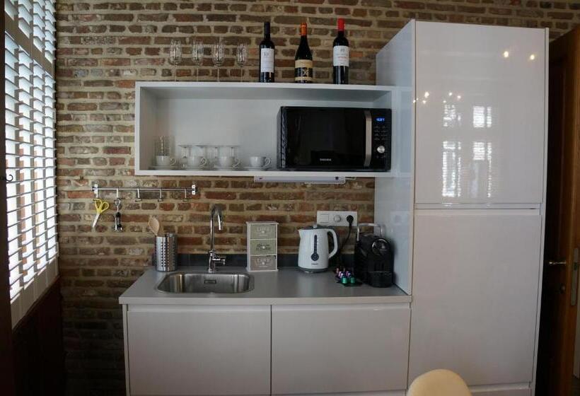 سوییت خانوادگی, Charming Suites Jan Zonder Vrees