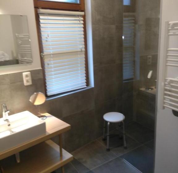 سوییت خانوادگی, Charming Suites Jan Zonder Vrees