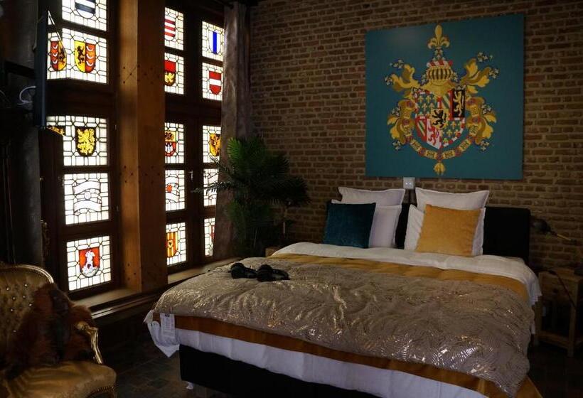 سوییت لوکس, Charming Suites Jan Zonder Vrees