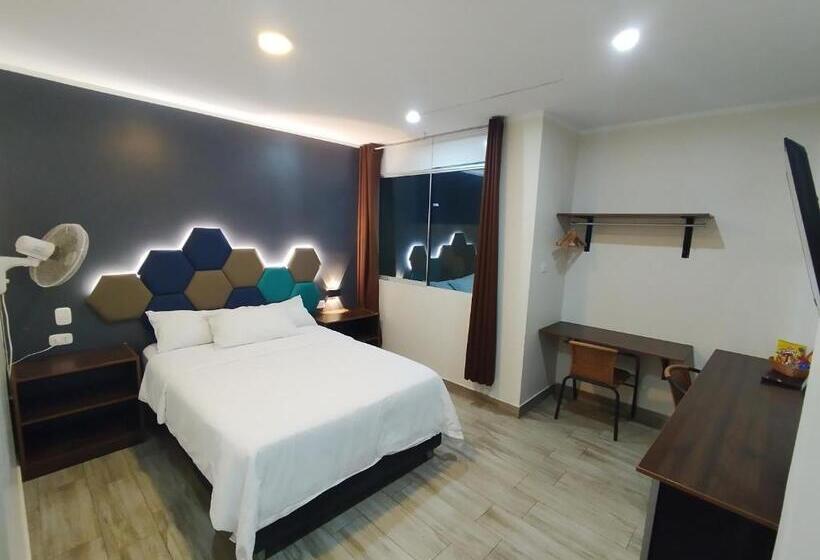 اتاق لوکس, Hospedaje Diamantes