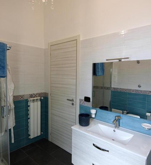 اتاق استاندارد چهار تخته, B&b Grazia