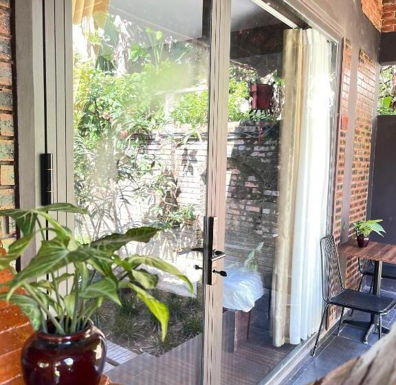 سوییت خانوادگی, Mandarin Homestay Hue