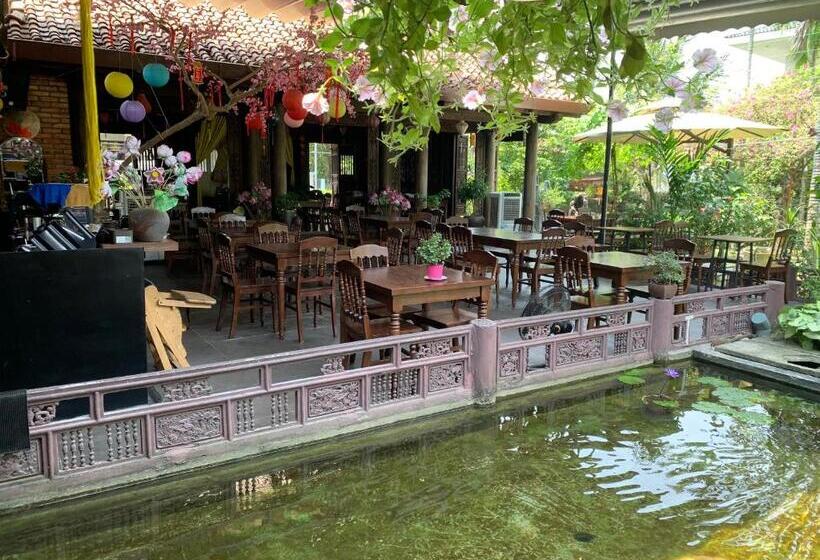 اتاق استاندارد با چشم‌انداز باغ, Mandarin Homestay Hue
