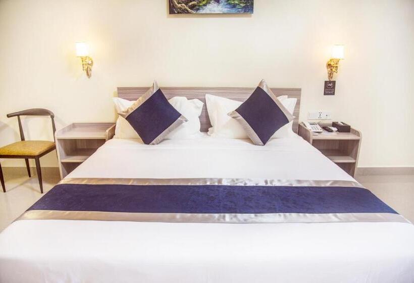 اتاق اجرایی با تخت بزرگ, City Comfort Airport Hotel Phnom Penh
