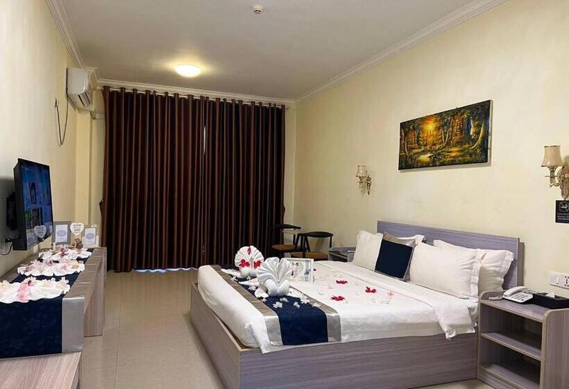اتاق اجرایی با تخت بزرگ, City Comfort Airport Hotel Phnom Penh