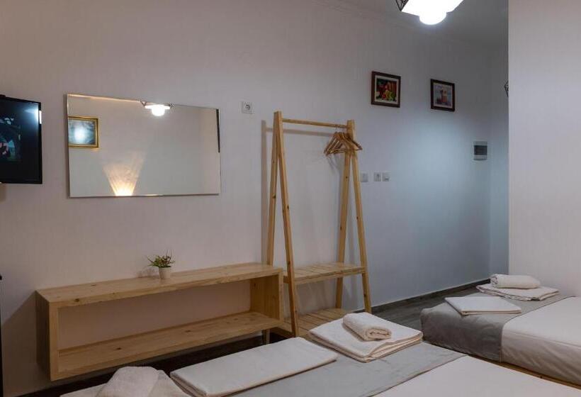 اتاق کلاسیک سه تخته, Apart Hotel Alex