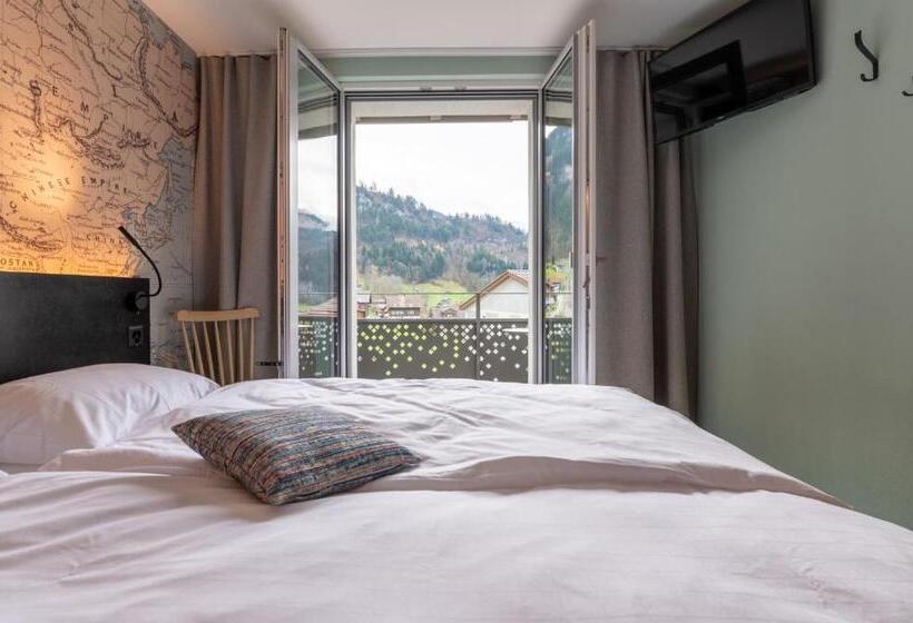 غرفة قياسية مزوَّدة بشُرفة, Emma S B&b   Self Check In