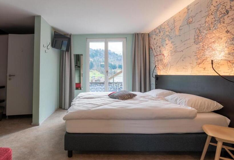 غرفة قياسية مزوَّدة بشُرفة, Emma S B&b   Self Check In
