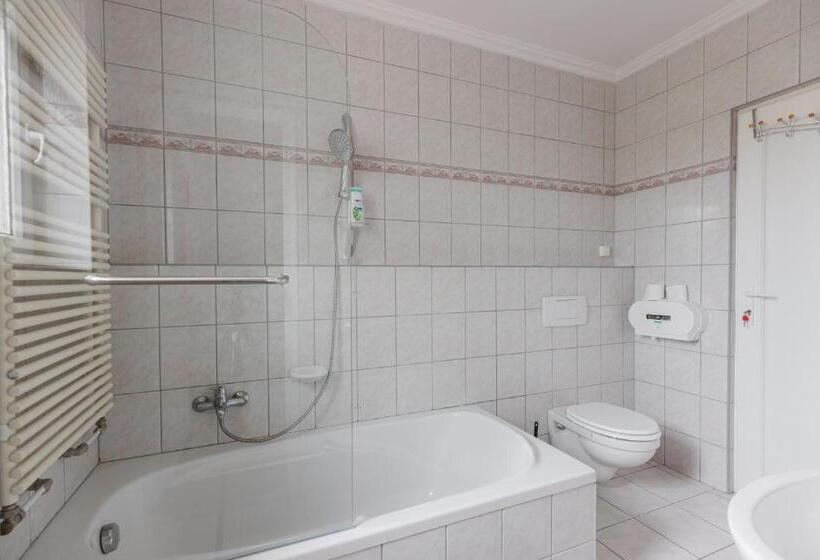آپارتمان 2 خوابه, Airport Jazmin Guesthouse