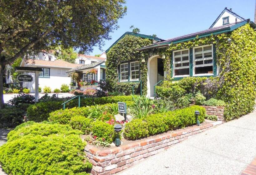 اتاق لوکس با تخت بزرگ, Briarwood Inn