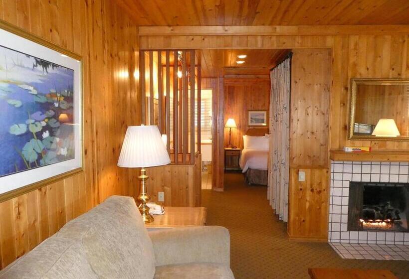 اتاق لوکس با تخت بزرگ, Briarwood Inn