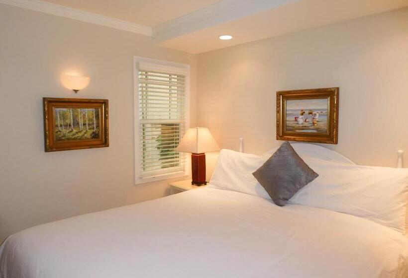 اتاق لوکس خانوادگی, Briarwood Inn