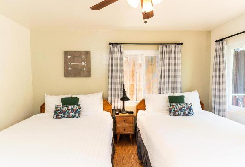 اتاق استاندارد با چشم‌انداز کوهستان, Buckeye Tree Lodge