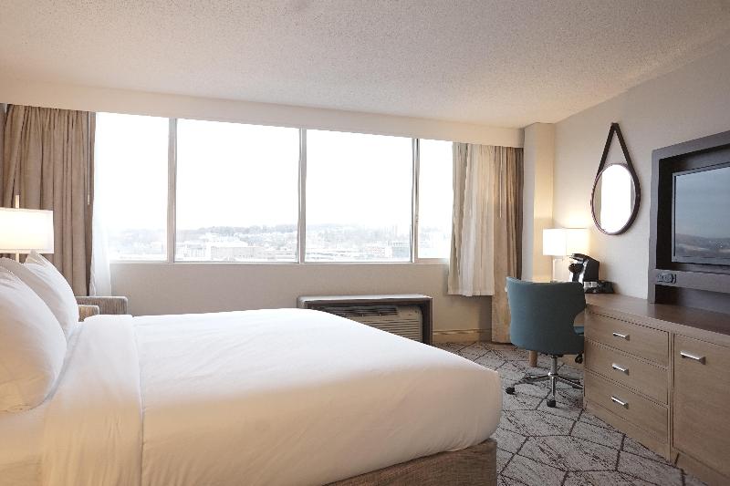 اتاق استاندارد, Crowne Plaza Syracuse, An Ihg