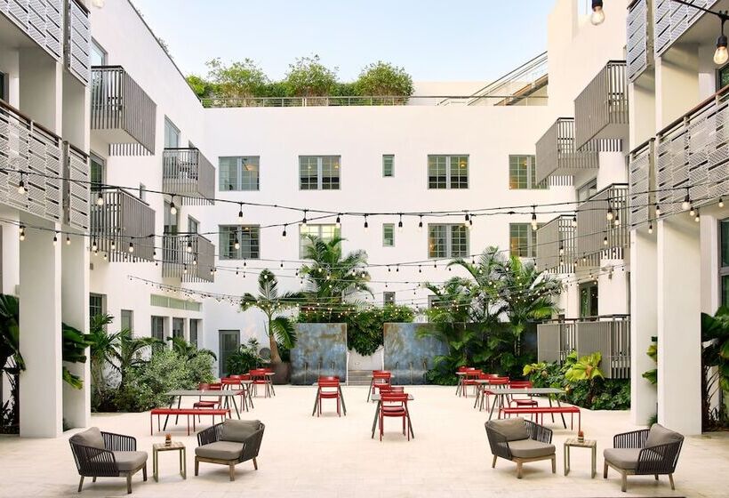 발코니가 있는 스위트, The Betsy Hotel, South Beach